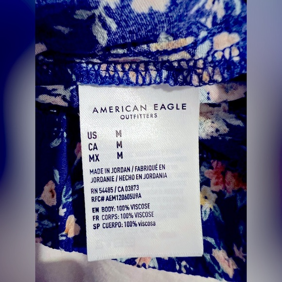 Blue Flowy Floral American Eagle Shorts with Ruffle Trim - Picture 4 of 4